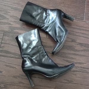 8/12 NINE WEST PUMPS yettao